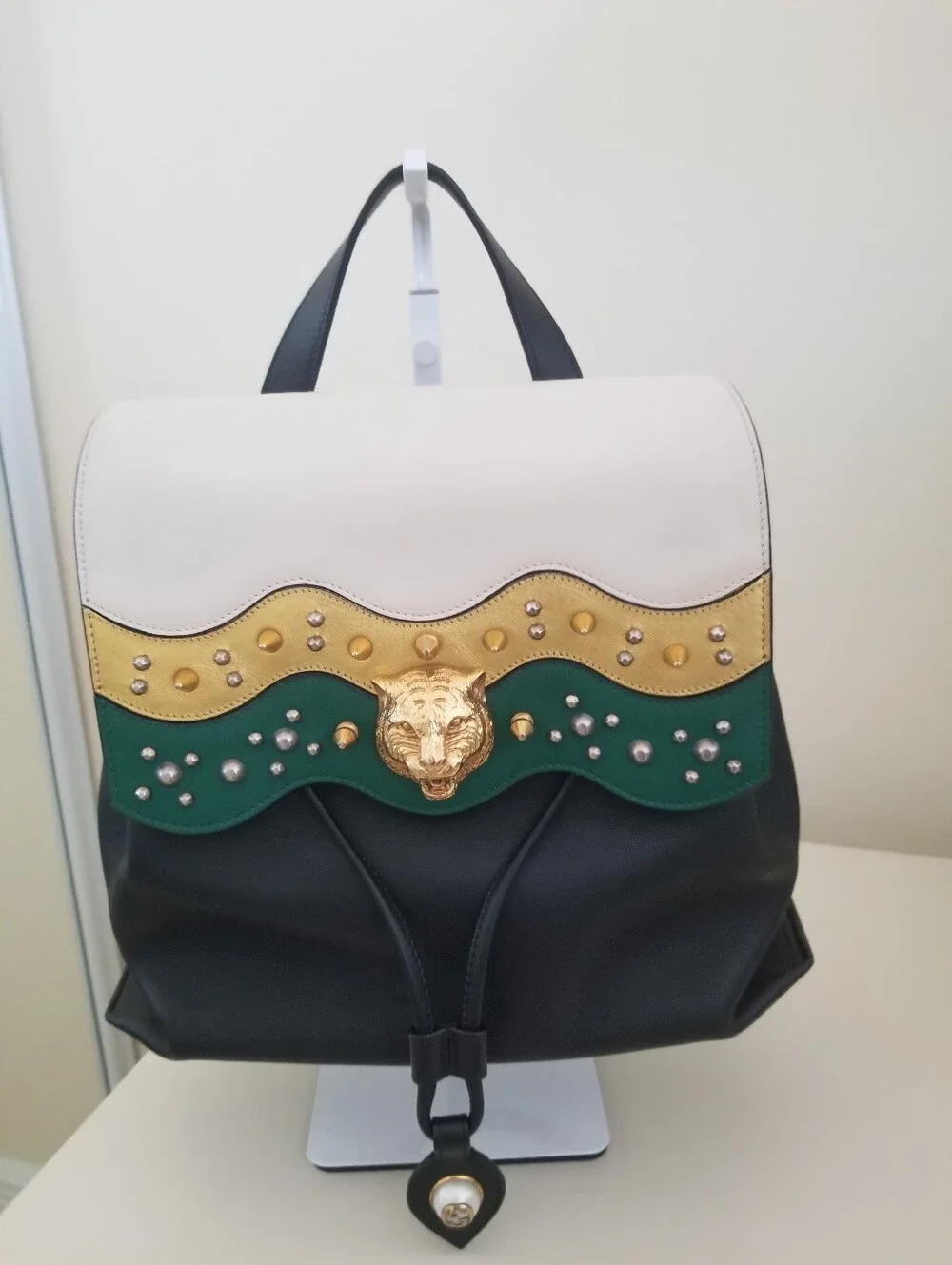 Gorgeous Gucci Animalier Malin Tri-color Backpack With Gold  Accents and Chain